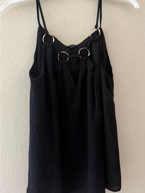 sleeveless top, black w/gold toned ring hardware at neckline. XL NWOT